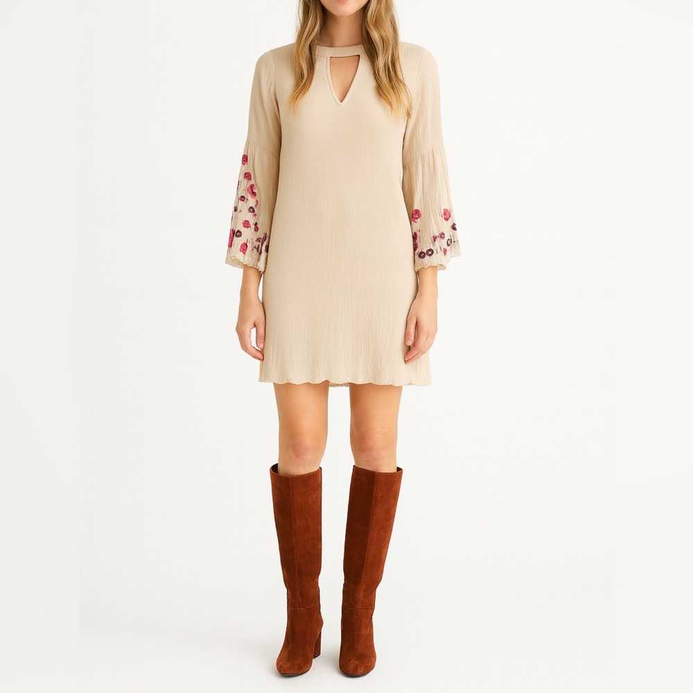 🌸JODIFL | WOMEN’S DRESS | FLORAL EMBROIDERED BELL SLEEVES | CREAM | SHORT | SM